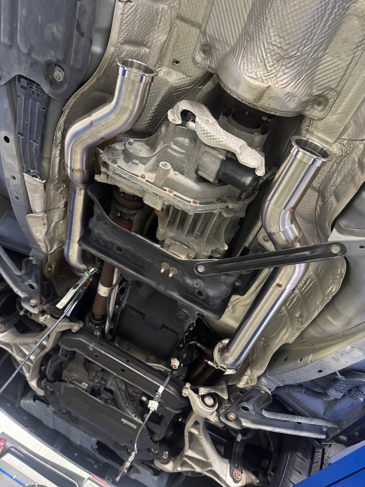 Custom Exhaust Systems — detail 1